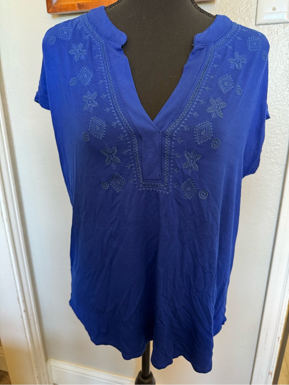 Cable & Gauge Cobalt Blue Embroidered V-Neck Tunic